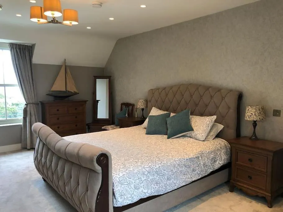 Villa Fivestar Luxurious Home - Westport Quay