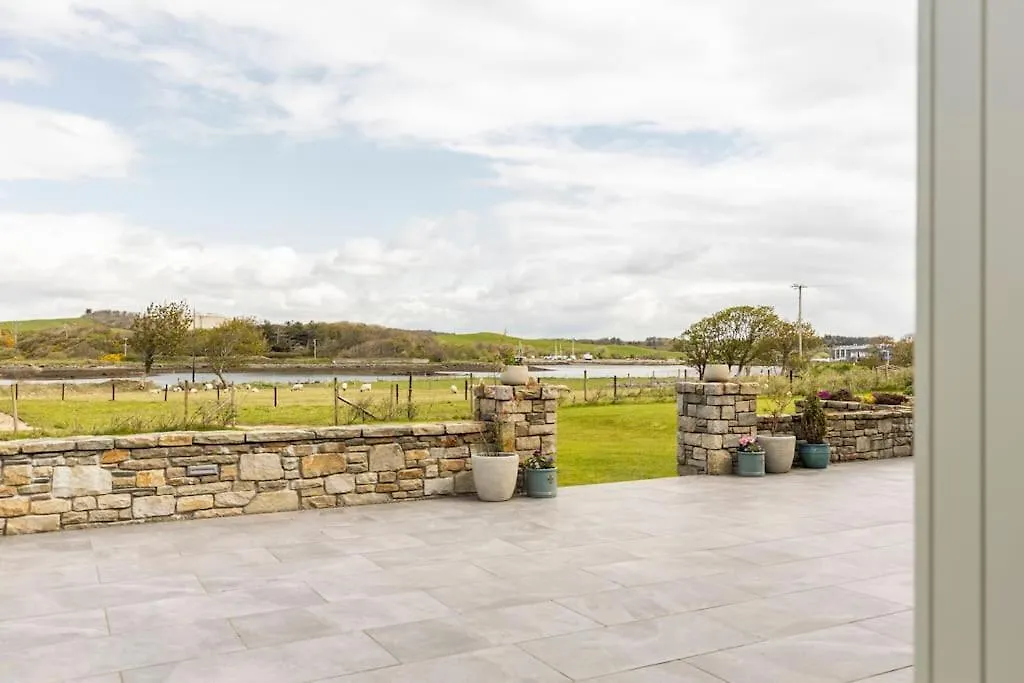 Fivestar Luxurious Home - Westport Quay Villa