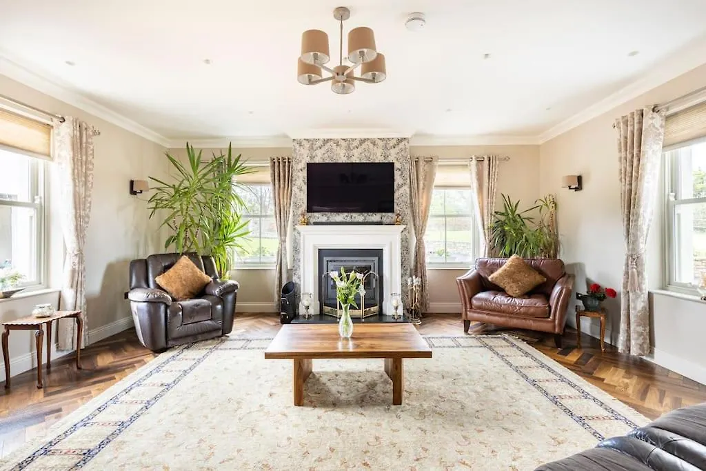 Fivestar Luxurious Home - Westport Quay 0*,