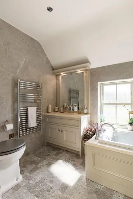 Fivestar Luxurious Home - Westport Quay 0*,  Ireland