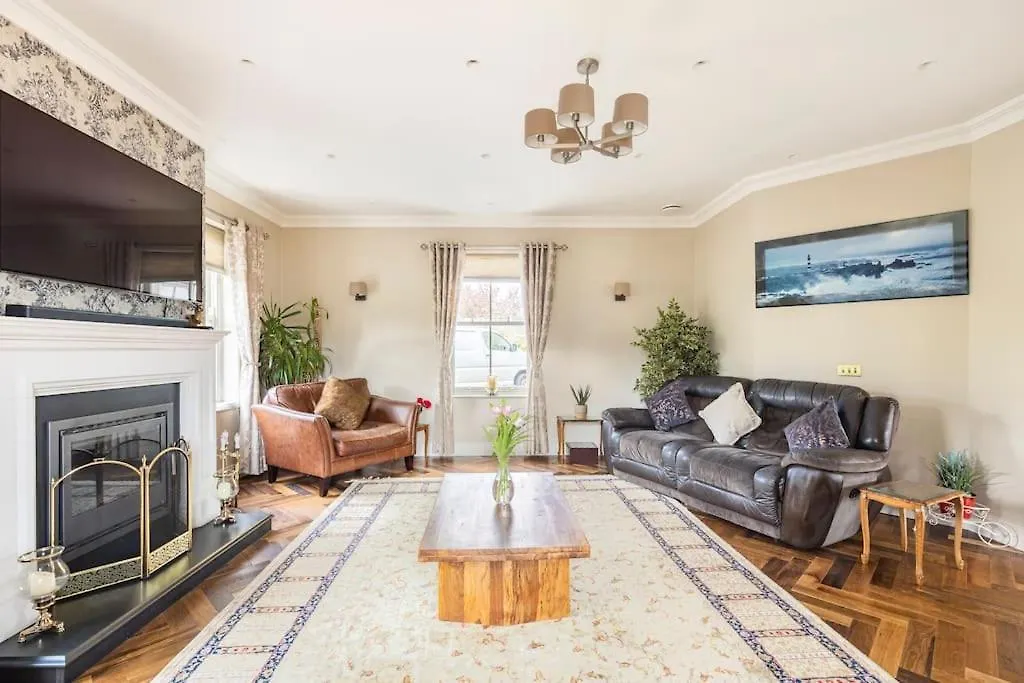 Fivestar Luxurious Home - Westport Quay 0*,  Ireland